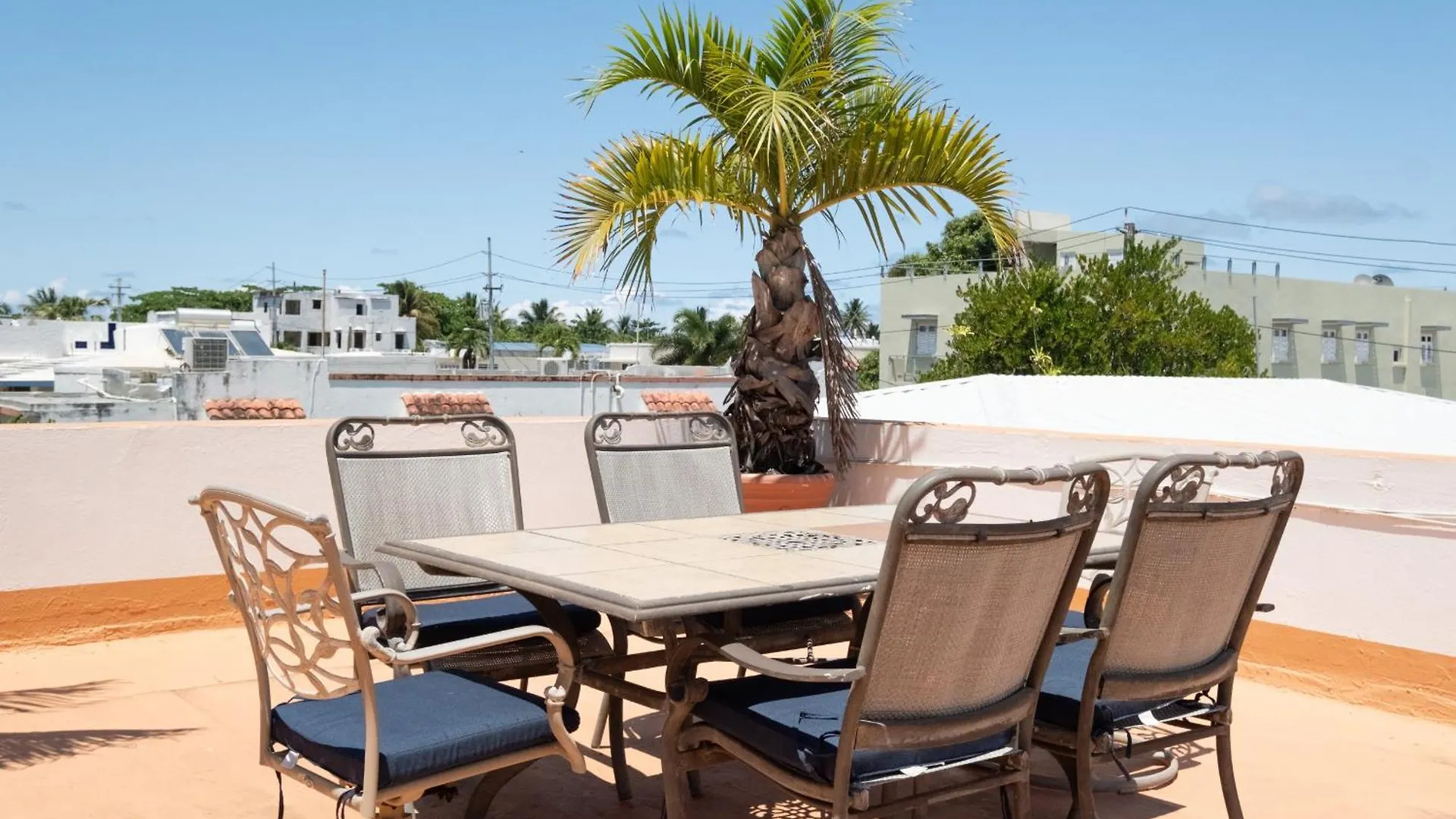 Apartment 2Br W Private Roofdeck, Steps To Sand! Gen Ac - 20 Up San Juan